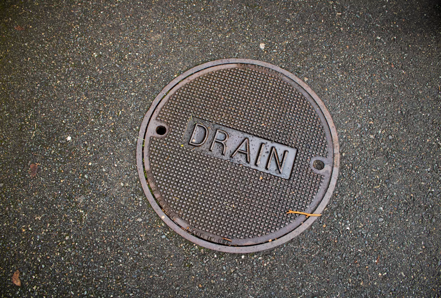 NYPD Investigates Manhole Fires as City Tracks Underground Utility Risks