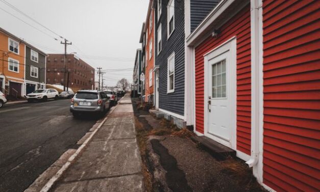 Housing Starts Collapse 12.4% in July as Borrowing Costs Weigh on Builders