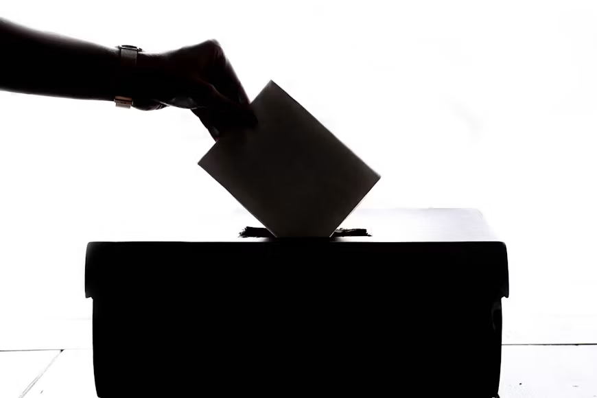 Trump Emergency Motion Asks Supreme Court to Unfreeze Voter Roll Database