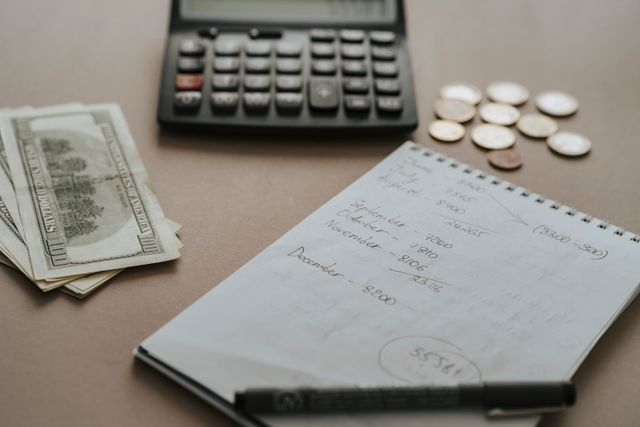 Silent Budget Killers: How Tiny Digital Subscriptions Are Draining Single-Income Families Dry
