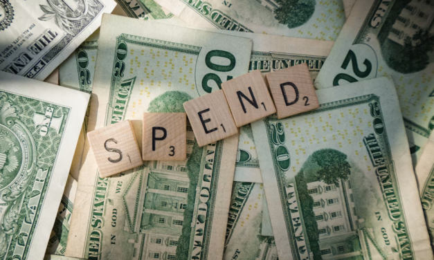 Strong Consumer Spending Continues Despite Persistent Inflation
